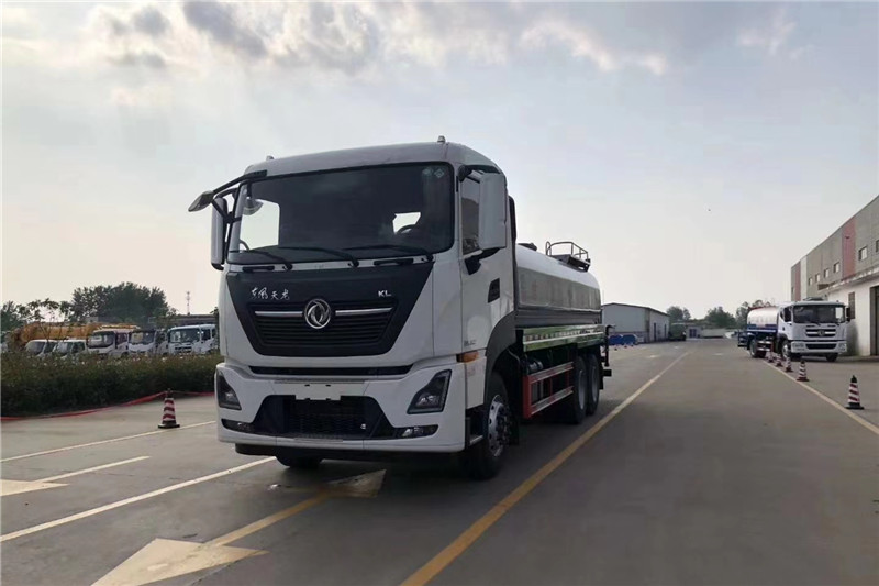 東風(fēng)天龍后八輪20噸噴霧車，國六綠化噴灑車